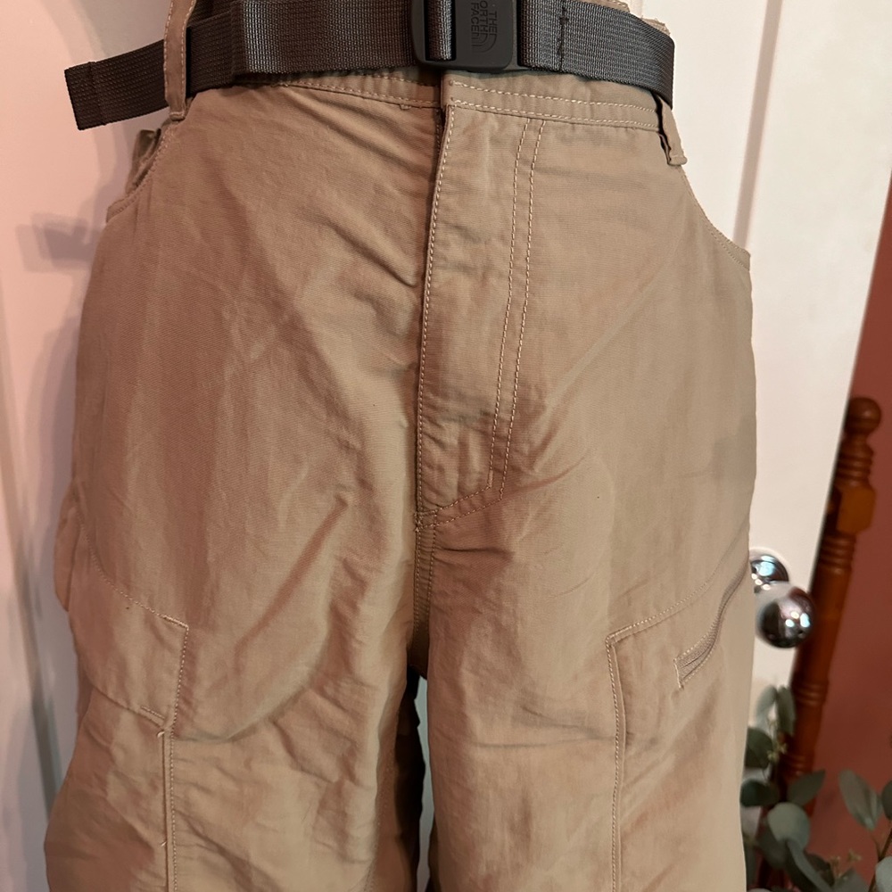 The North Face men’s Paramount Trail khaki tan zipper convertible L nylon pants - Picture 4 of 16